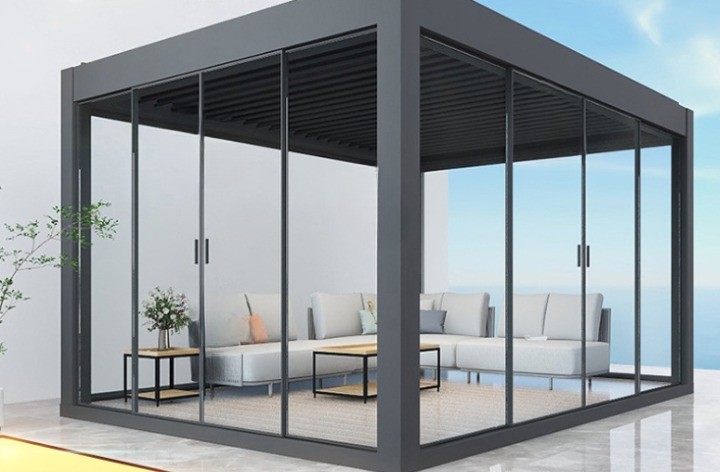 Aluminum Pergola With Glass Sides